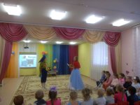 Незнайка и Фея Читалия в гостях у детей